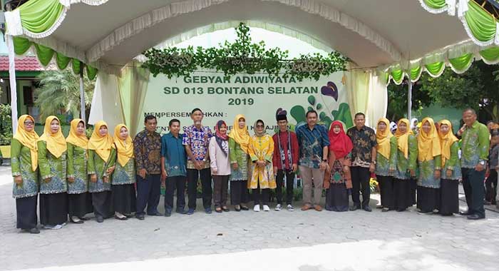 gebyar adiwiyata
