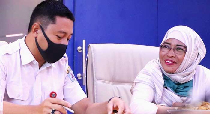 Dengan Sistem Online, Pandemi Covid-19 Tak Halangi DPMPTSP Bontang Berikan Pelayanan Kepada Masyarakat