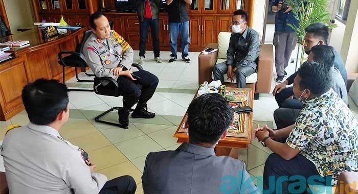Bebaskan 2 Mahasiswa Ditahan Polres Samarinda, 5 Dewan Kaltim Siap Jadi Jaminan Penangguhan
