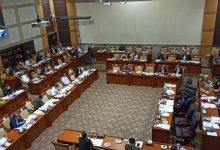 Rapat Komisi III DPR RI: Agenda Kritis, Kontroversi, dan Proses Demokrasi