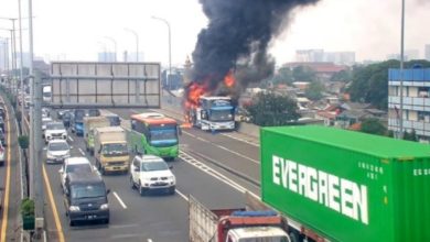 Kebakaran Bus Pariwisata yang Mengangkut 58 Anak TK di Tol Wiyoto Wiyono, Semua Penumpang Selamat