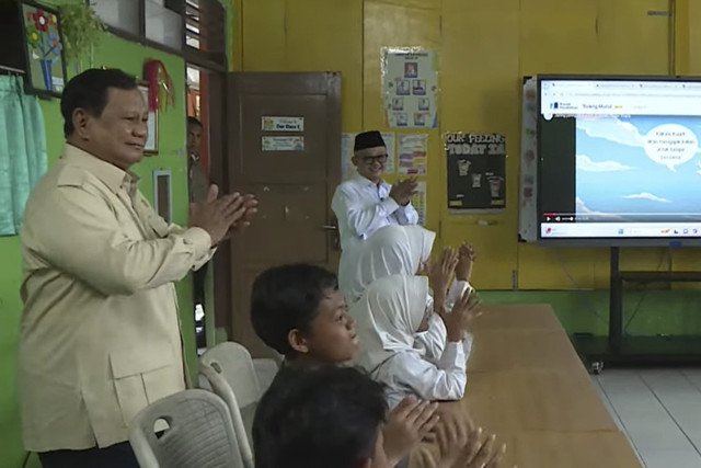 Presiden Prabowo Luncurkan Program Hasil Terbaik Cepat di Hardiknas 2025 di SDN Cimahpar 5 Bogor