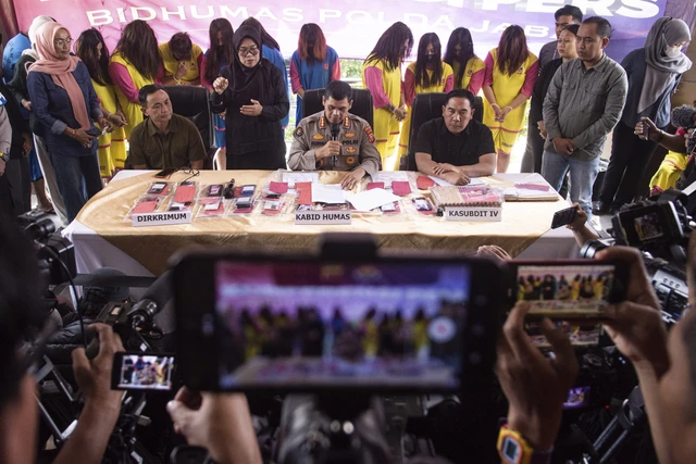 Terungkap! Sindikat Perdagangan 25 Bayi dari Jabar ke Singapura, 13 Tersangka Ditangkap